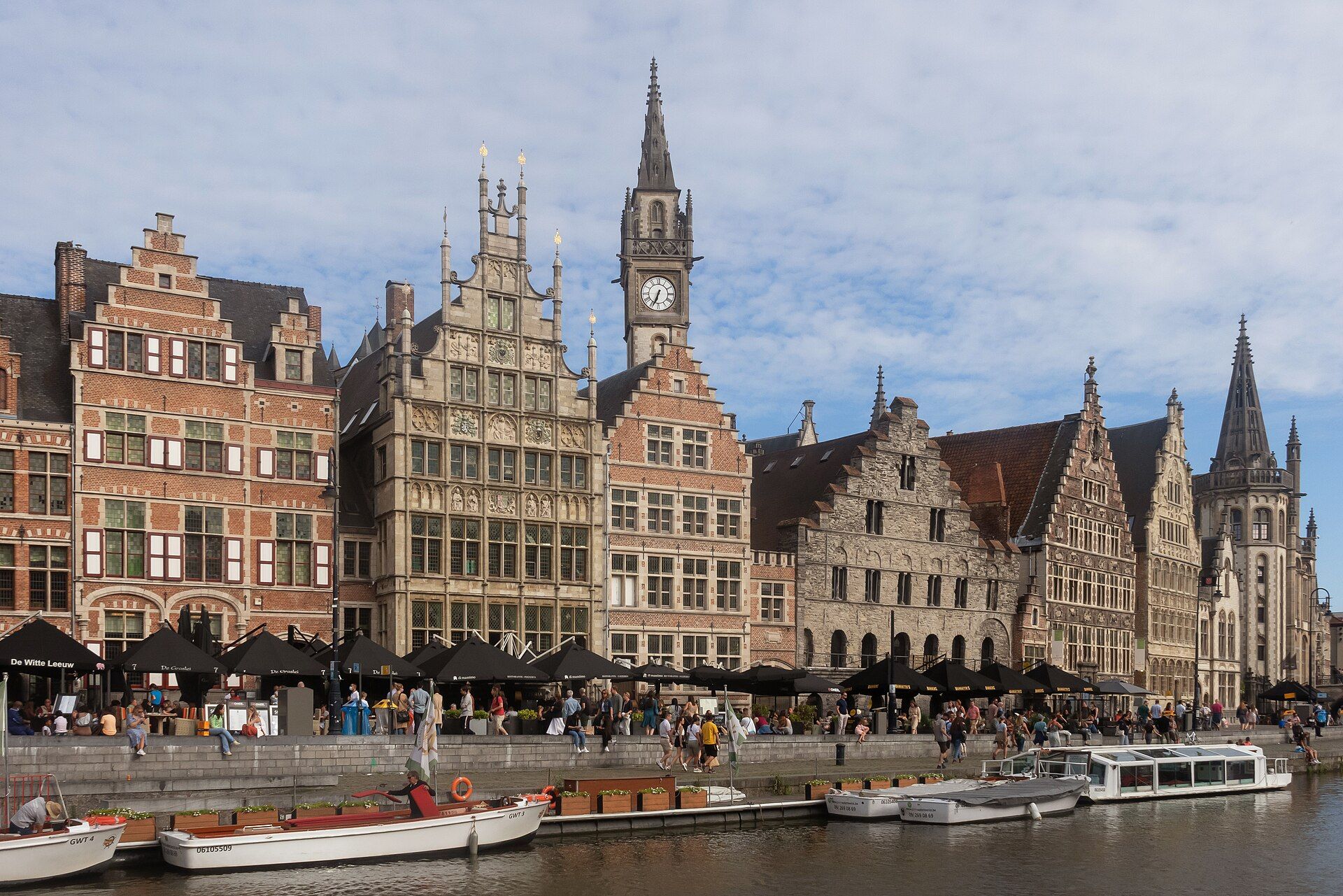 Hire a gigolo in Ghent