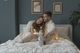 DDlg aftercare bajo una manta tras la escena DDlg aftercare bajo una manta tras la escena