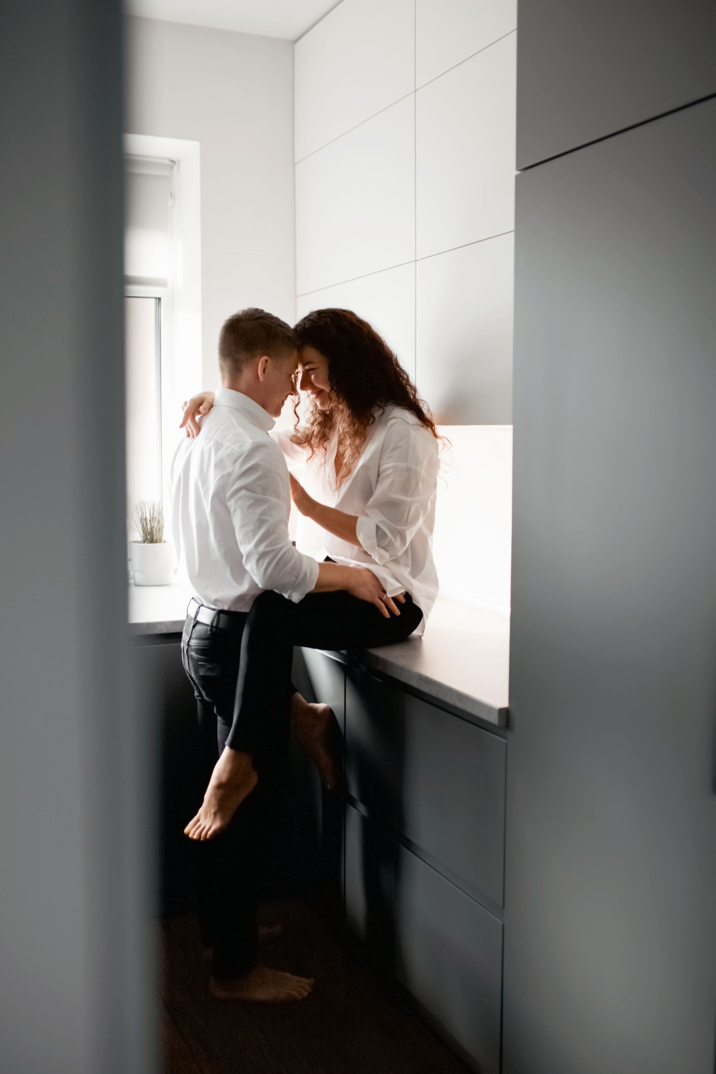 Communiceren met een gigolo voor het boeken
