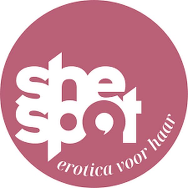 Logo van SheSpot.nl: witte letters in een roze cirkel met de tagline erotica voor haar